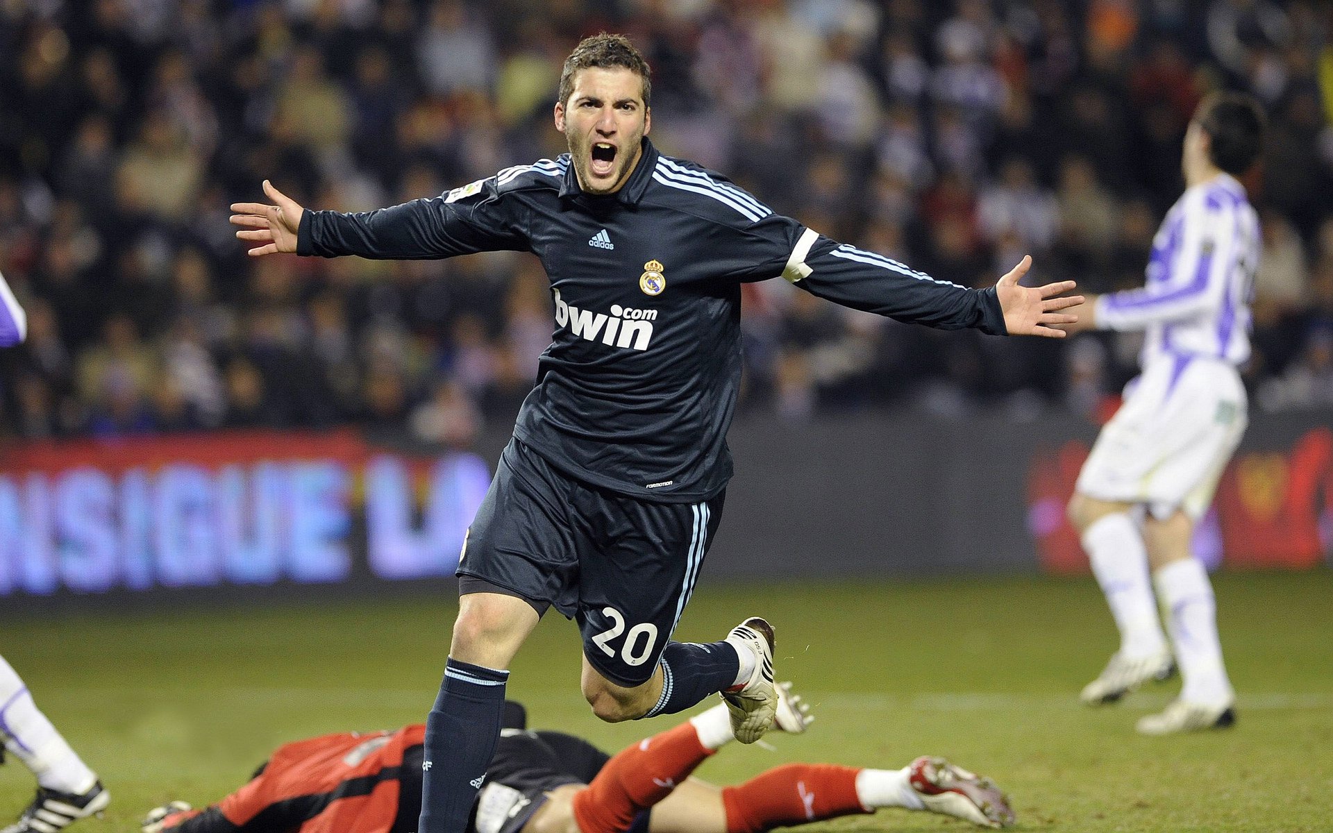 世界杯十六强：比利时点球大战不敌意大利 黄金一代再度饮恨